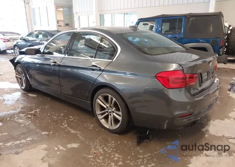 2017 BMW 330I xDrive z USA, uszkodzony, nr VIN WBA8D9G36HNU65633